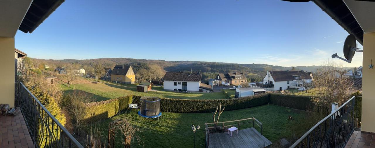 Wohnung Mit Panoramablick ゲロルシュタイン エクステリア 写真